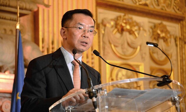 МИД Франции вызвал посла Китая из-за публичных оскорблений