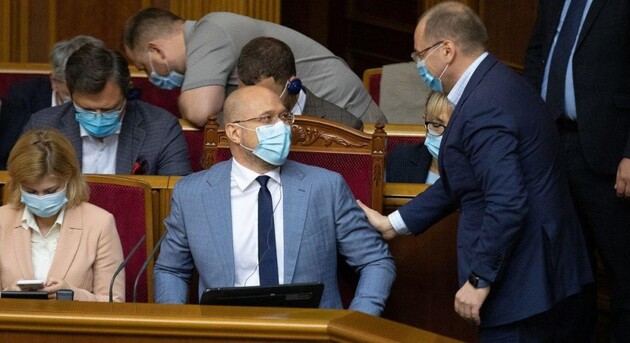 Шмыгаль поручил Степанову внести изменения в план вакцинации 