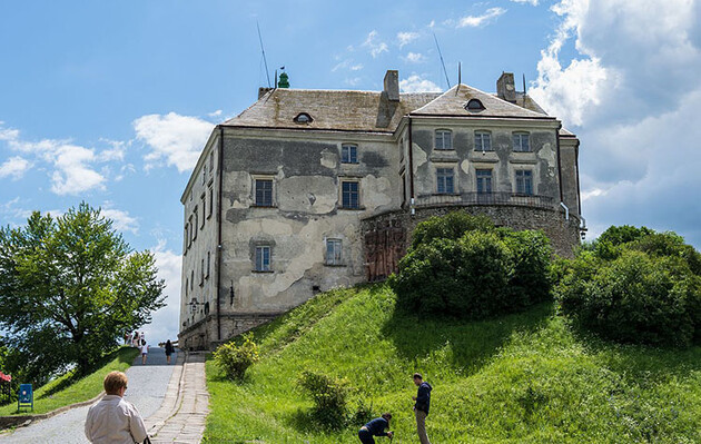 Олеськівський замок на Львівщині. Фото Oleh.zavadsky/uk.wikipedia.org