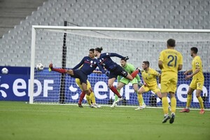 Лайнсмен матчу Франція - Україна визнав помилку при забитому голі Грізманна 