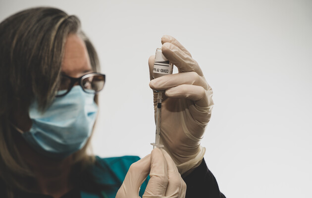 В США намерены сделать 200 млн прививок в первые 100 дней правления Байдена