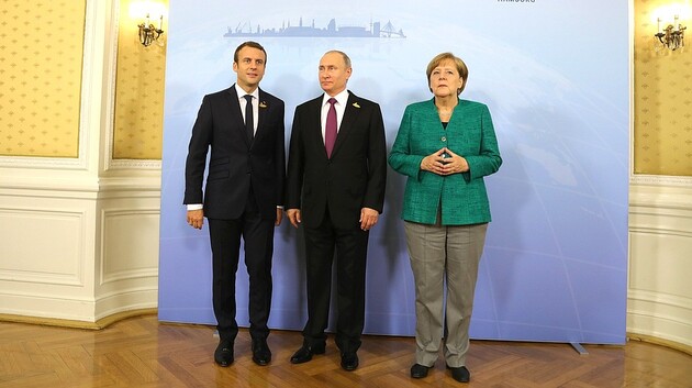 Кремль договаривается о видеоконференции с Меркель и Макроном, но без Зеленского 