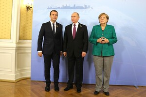 Кремль домовляється про відеоконференцію з Меркель та Макроном, але без Зеленського 