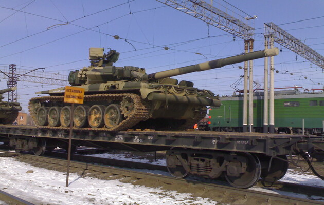 Росія з початку року перекинула в Донбас десятки одиниць техніки, зброю і 335 тонн боєприпасів – Хомчак