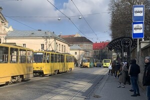 Локдаун у Львові продовжили до 12 квітня: закривають дитячі садки, обмежують транспорт 