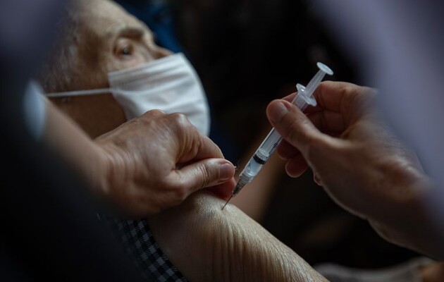 До кінця року ми повинні вакцинувати 60% українців - Степанов 