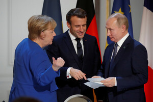 «Слугам народу» пояснили, як коментувати переговори Путіна, Меркель і Макрона без Зеленського 