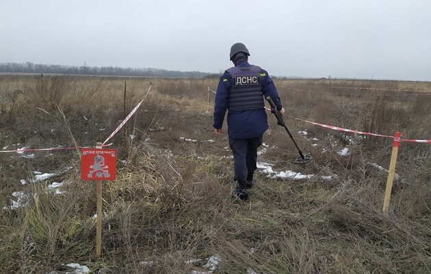 Українські сапери за добу знешкодили більше сотні снарядів і мін в зоні ООС 