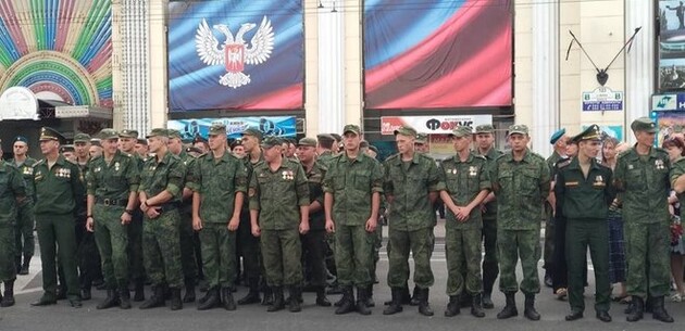 На тлі загрози вторгнення Росії: терористи «ЛДНР» оголосили про призов 400 громадян на військову службу 