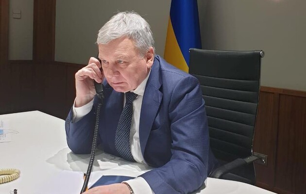 Глава Минобороны Андрей Таран. Фото: сайт Минобороны