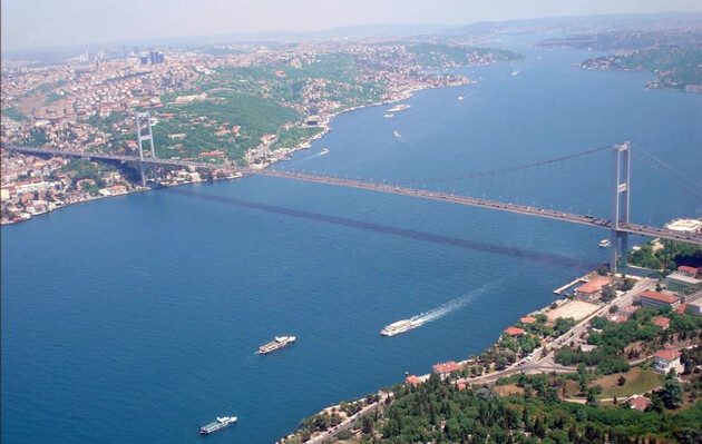 У Туреччині затримали 10 колишніх адміралів, які заявили про небезпеку перегляду конвенції Монтре 