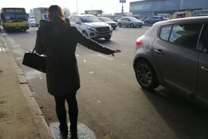 АМКУ рассмотрит рост цен на такси в Киеве во время локдауна