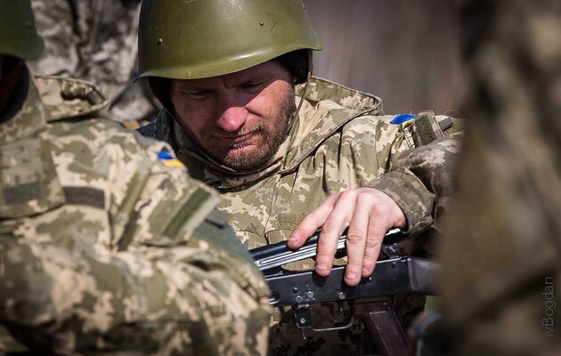 Россия в ТКГ снова предложила «инспектировать» украинские позиции в Донбассе – Арестович