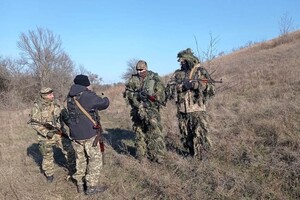 Україна проводить навчання територіальної оборони біля окупованого Криму 