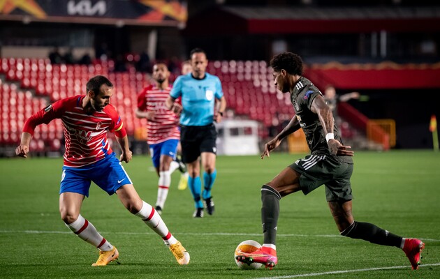 МЮ обыграл "Гранаду"