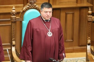 Тупицький скликає спецзасідання КСУ щодо свого звільнення
