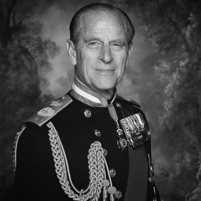 «Экстраординарный человек и часть экстраординарного поколения»: принц Уильям почтил память дедушки