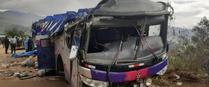 У Перу перевернувся пасажирський автобус, загинули 20 осіб 