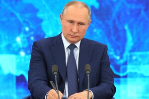 Ескалація конфлікту з Україною може стати найбільшою помилкою Путіна — Bloomberg