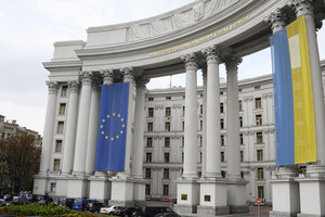 Україна висилає старшого дипломата посольства РФ 
