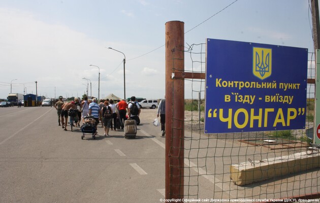 В Крыму из COVID-19 оккупационная власть изменила правила въезда граждан на полуостров 