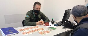 Росіянин пропонував хабар прикордонникам, щоб його пропустили в Україну