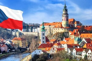 Брюссель поддержал решение Чехии о высылке российских дипломатов