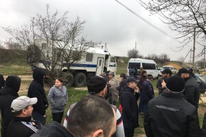 У Криму російські силовики прийшли з обшуками в будинок кримського татарина – ЗМІ 