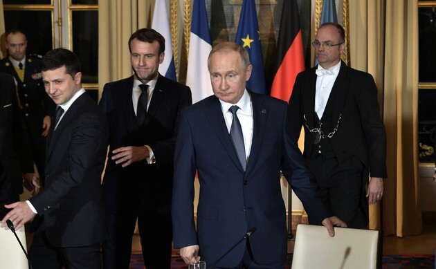 Украина предложила альтернативного Макрону и Меркель посредника на переговорах с Путиным
