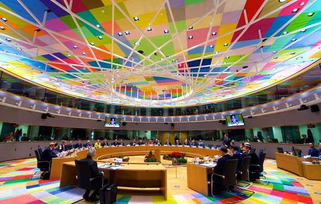 ЄС скликає саміт 25 травня 