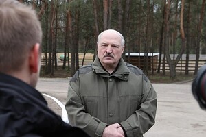 Лукашенко підготує декрет про передачу влади в разі екстреної ситуації 