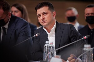 Зеленский призвал изменить Минский процесс и расширить нормандский формат за счет трех стран