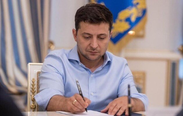 Зеленський наклав вето на закон про розширений доступ адвокатів до в'язниць 