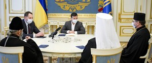 Зеленський попросив предстоятелів ПЦУ, УГКЦ та УПЦ закликати вірян по всій Україні підтримати перемир'я в Донбасі