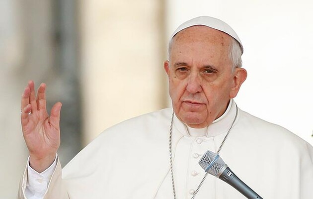Папі Франциску досі не повідомили про зустріч Зеленського та Путіна, але він може стати посередником