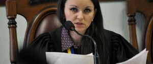Судья Царевич вернулась в Печерский суд