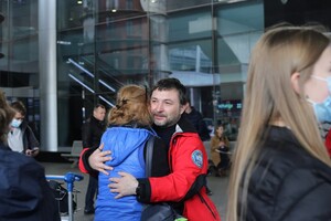 Полярники 25-ї Української антарктичної експедиції вже вдома
