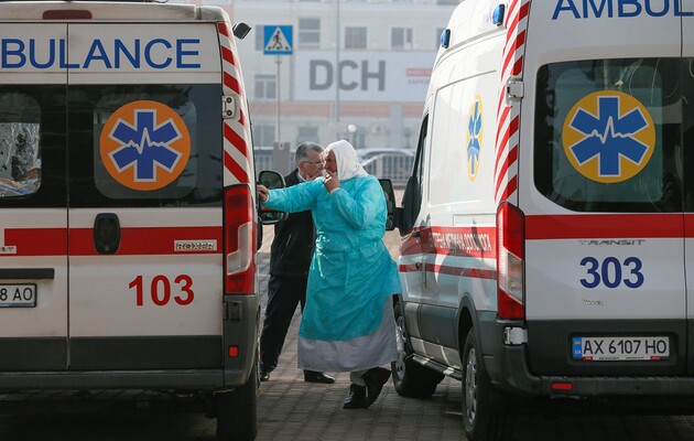 В Украине за сутки зафиксировано более восьми тысяч новых случаев заражения коронавирусом 