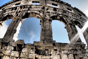 В Італії відновлять арену Колізею 