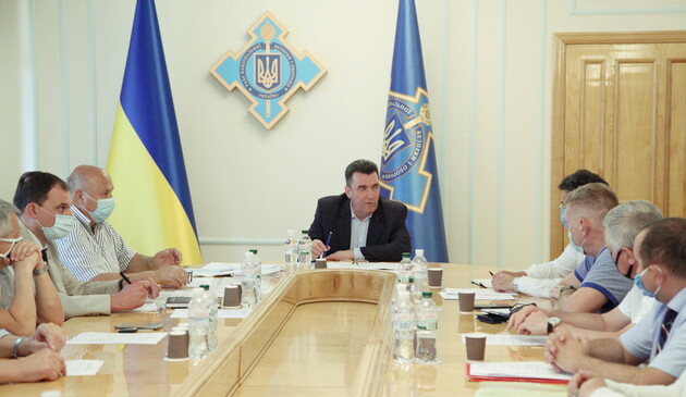 Секретарь СНБО обратил внимание на нежелание части украинцев вакцинироваться от коронавируса