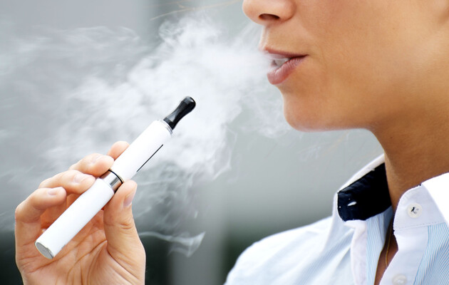 Підвищення акцизів на тютюнові вироби для електричного нагрівання (ТВЕН) принесло Держбюджету додаткові 2,6 млрд грн за 4 місяці