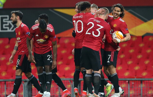 МЮ уступил "Роме", но вышел в финал