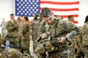 WSJ: Войска, которые США выводят из Афганистана, могут разместить в Узбекистане и Таджикистане 