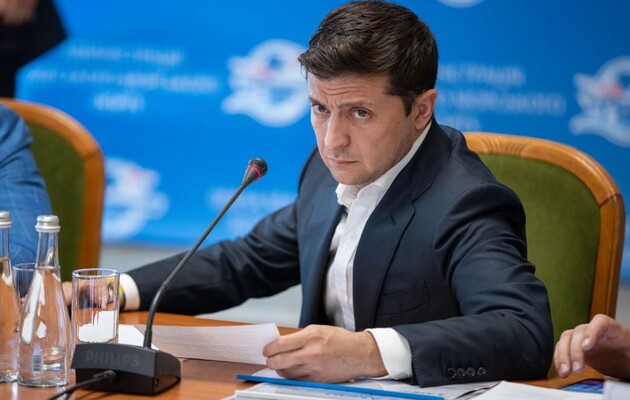 Зеленський доручив затвердити програму під егідою комісії Україна - НАТО на 2021 рік