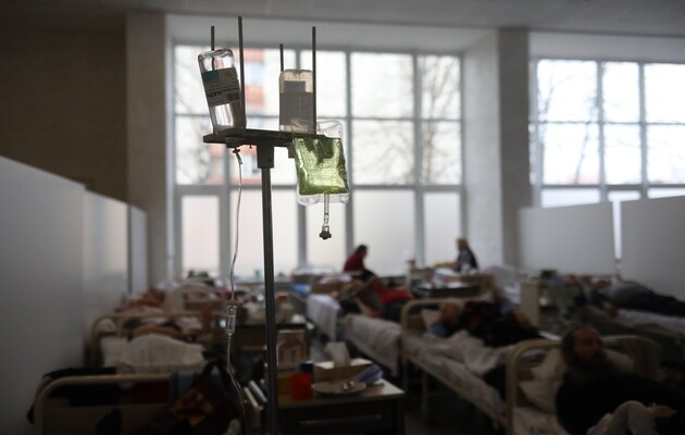 За прошедшие сутки в Украине диагностировали почти 7 тысяч COVID-случаев, заболело 289 детей 