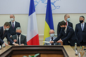 Україна та Франція підписали чотири міжурядові угоди на 1,3 млрд євро