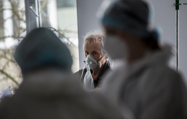 Коронавирус в Украине: за сутки обнаружили более 7,5 тысяч новых случаев, 16 тысяч человек выздоровели 