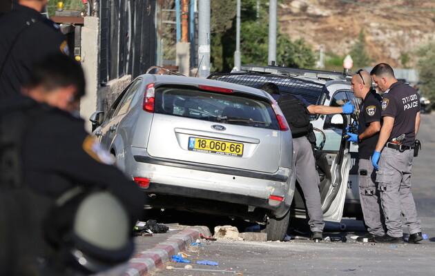 Автомобіль в'їхав у групу поліцейських в Єрусалимі 