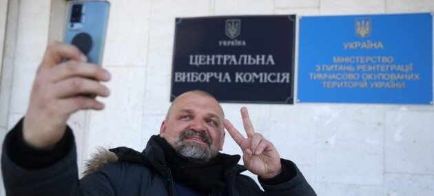 ЦИК утвердила еще один протокол с Вирастюком - победителем выборов