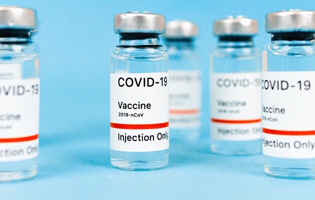 Украина законтрактовала 47 млн вакцин от коронавируса